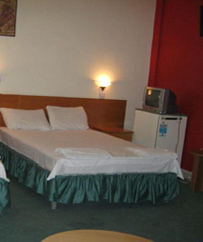 Sky Hotel Nicosia Cameră foto